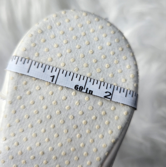 Infant White Indoor Shoes, Great for First Steps, 5" with Glitter Floral Pattern - Picture 7 of 8